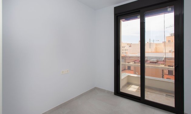 Resale - Apartment / flat -
Torrevieja - Playa del Cura