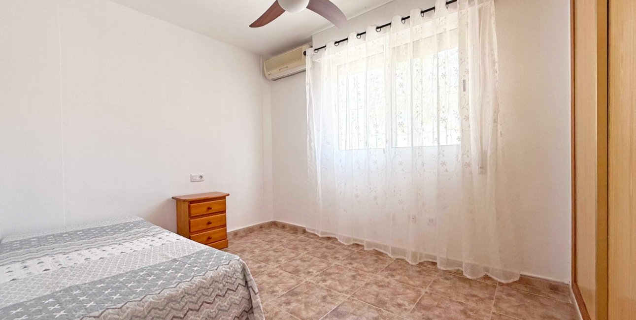 Resale - Villa -
Orihuela Costa - Los Altos