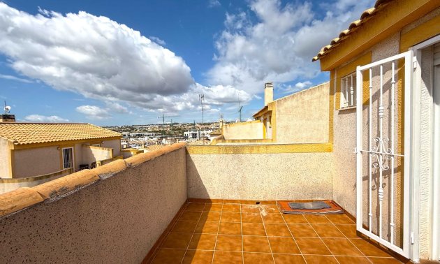 Resale - Villa -
Orihuela Costa - Los Altos
