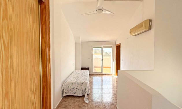 Resale - Villa -
Orihuela Costa - Los Altos