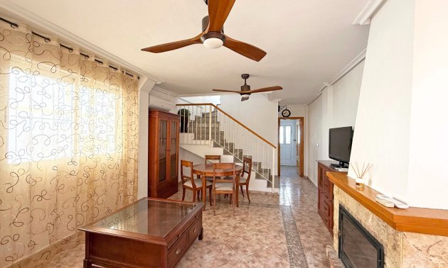 Resale - Villa -
Orihuela Costa - Los Altos