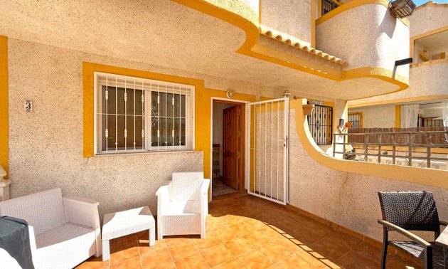 Resale - Villa -
Orihuela Costa - Los Altos