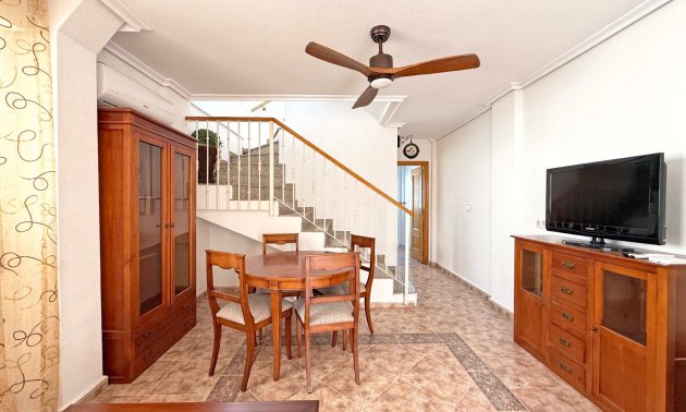 Resale - Villa -
Orihuela Costa - Los Altos