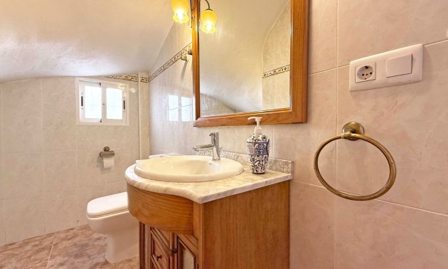 Resale - Villa -
Orihuela Costa - Los Altos