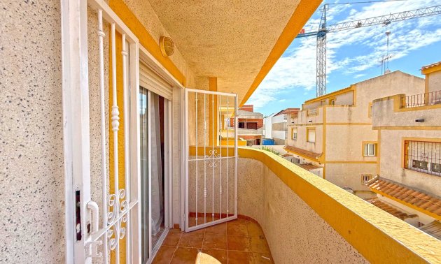 Resale - Villa -
Orihuela Costa - Los Altos