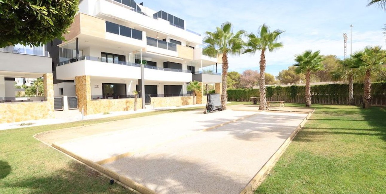 Resale - Apartment / flat -
Orihuela Costa