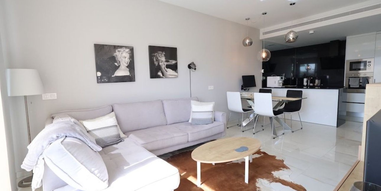 Resale - Apartment / flat -
Orihuela Costa