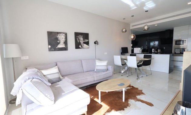 Resale - Apartment / flat -
Orihuela Costa