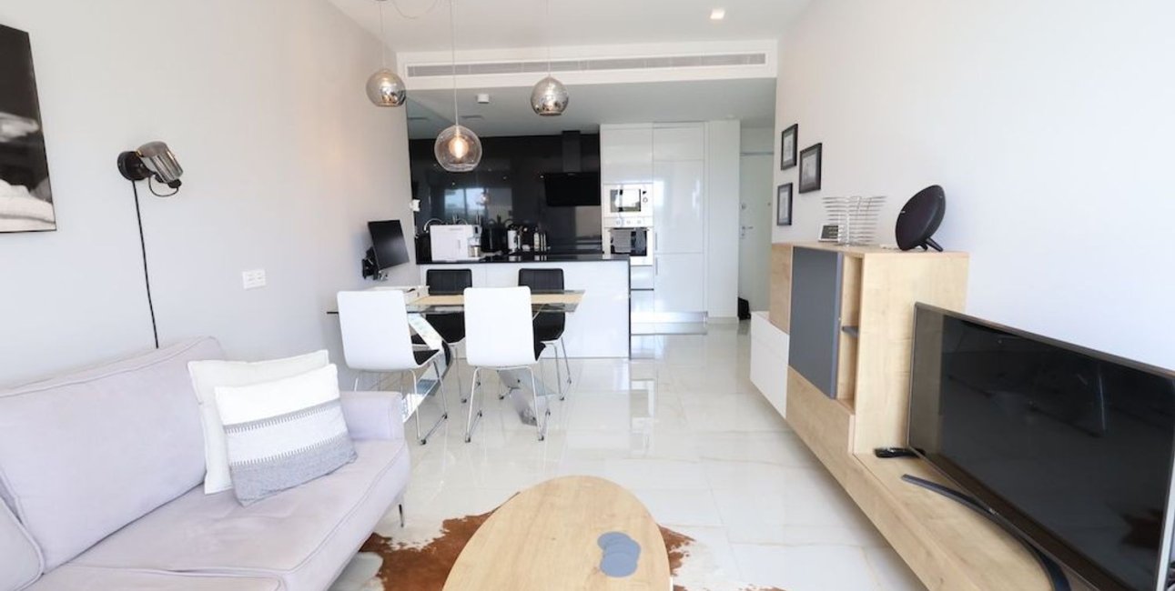 Resale - Apartment / flat -
Orihuela Costa