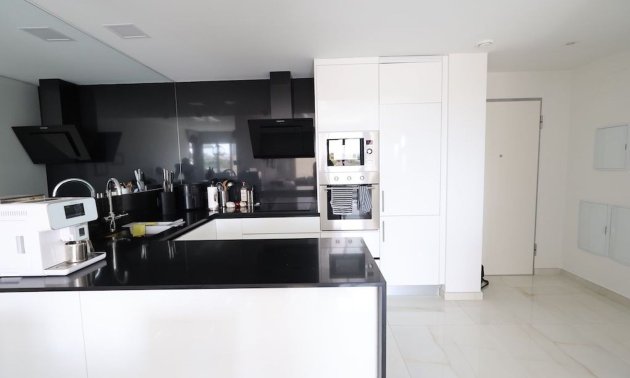Resale - Apartment / flat -
Orihuela Costa
