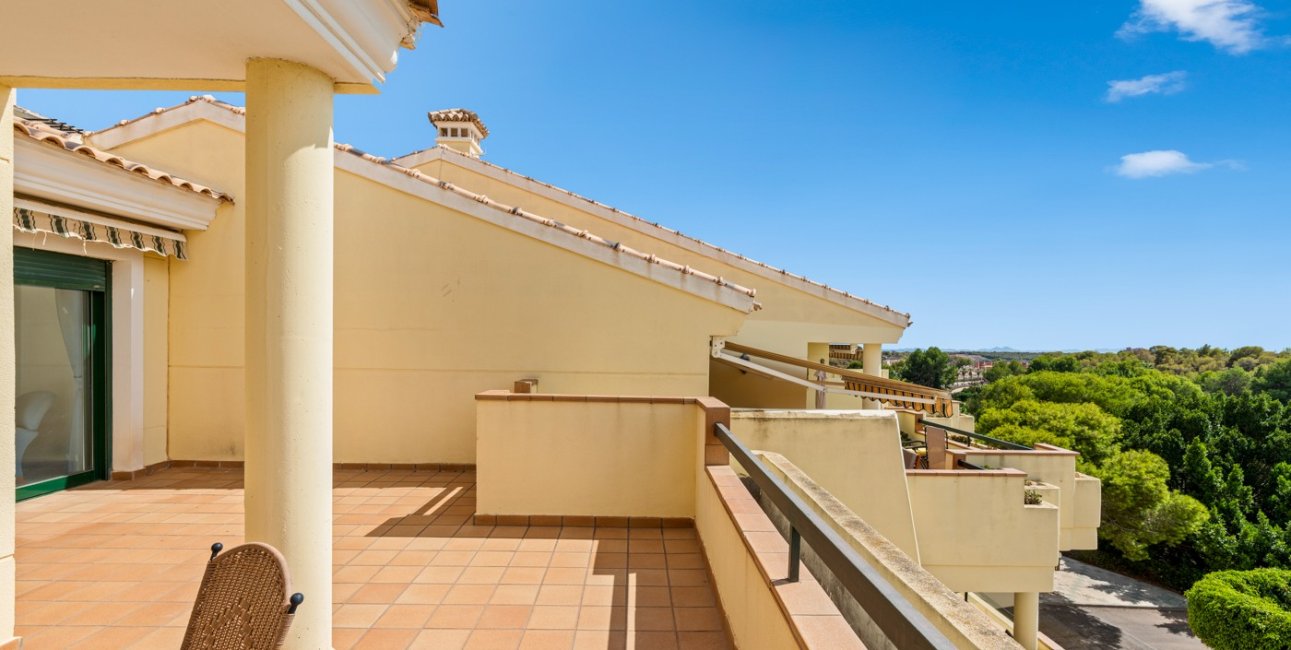 Resale - Apartment / flat -
Orihuela Costa - Campoamor