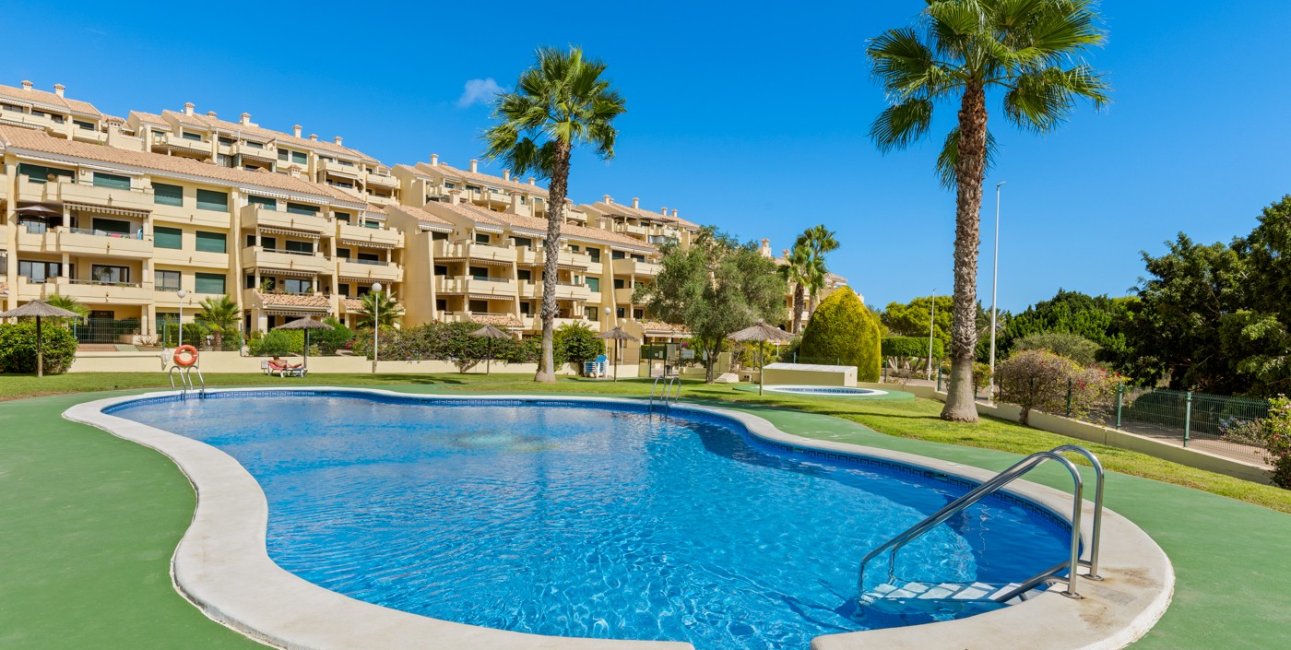 Resale - Apartment / flat -
Orihuela Costa - Campoamor