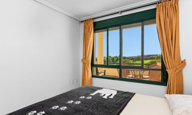 Resale - Apartment / flat -
Orihuela Costa - Campoamor