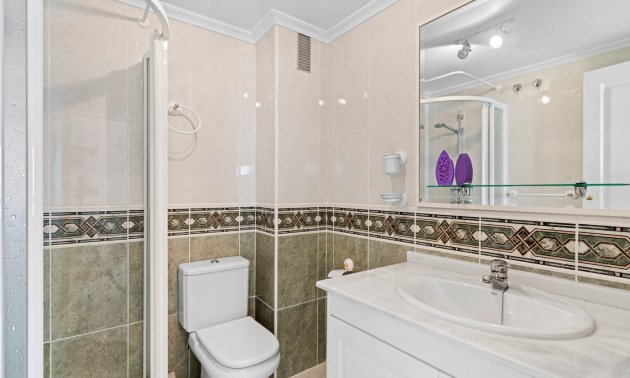 Resale - Apartment / flat -
Orihuela Costa - Campoamor