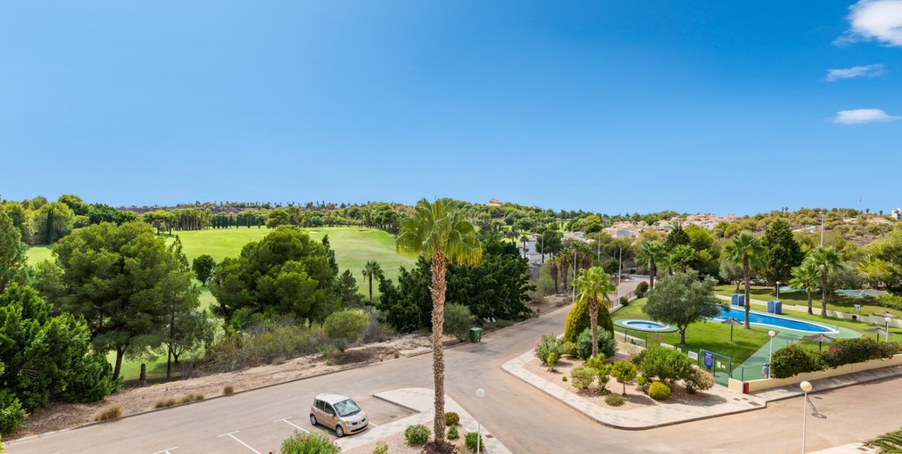 Resale - Apartment / flat -
Orihuela Costa - Campoamor