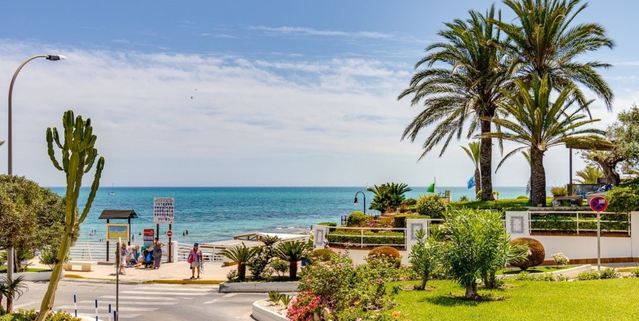 Resale - Apartment / flat -
Orihuela Costa - Campoamor