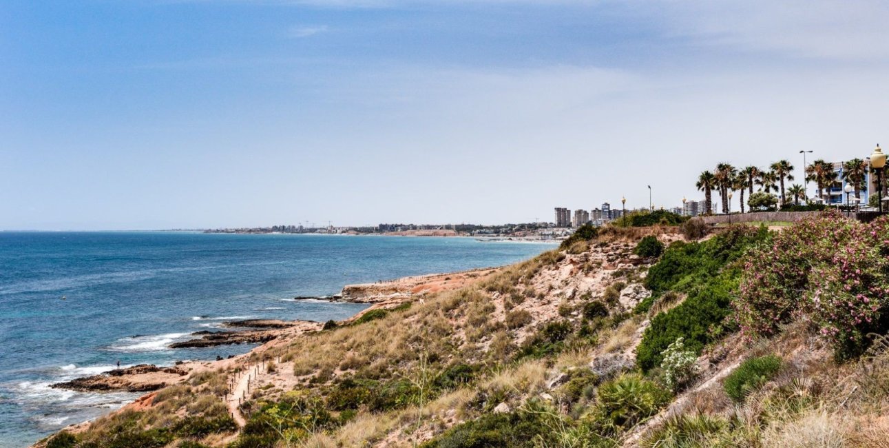 Resale - Apartment / flat -
Orihuela Costa - Campoamor