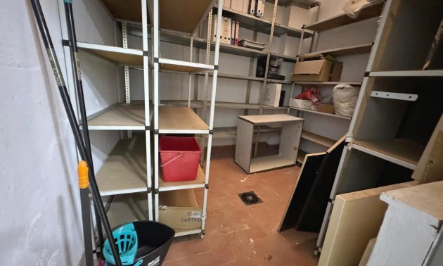 Reventa - Comercial -
Guardamar del Segura - Guardamar del Seguras*