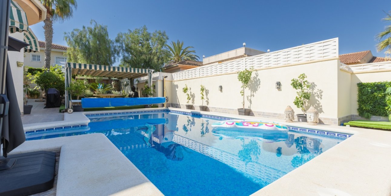 Resale - Villa -
Benimar - Benimar I