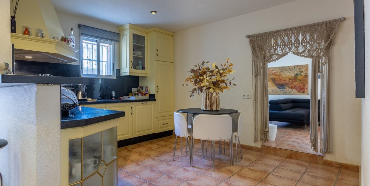 Resale - Villa -
Benimar - Benimar I