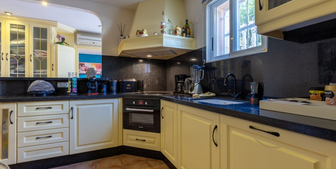 Resale - Villa -
Benimar - Benimar I