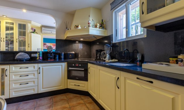 Resale - Villa -
Benimar - Benimar I