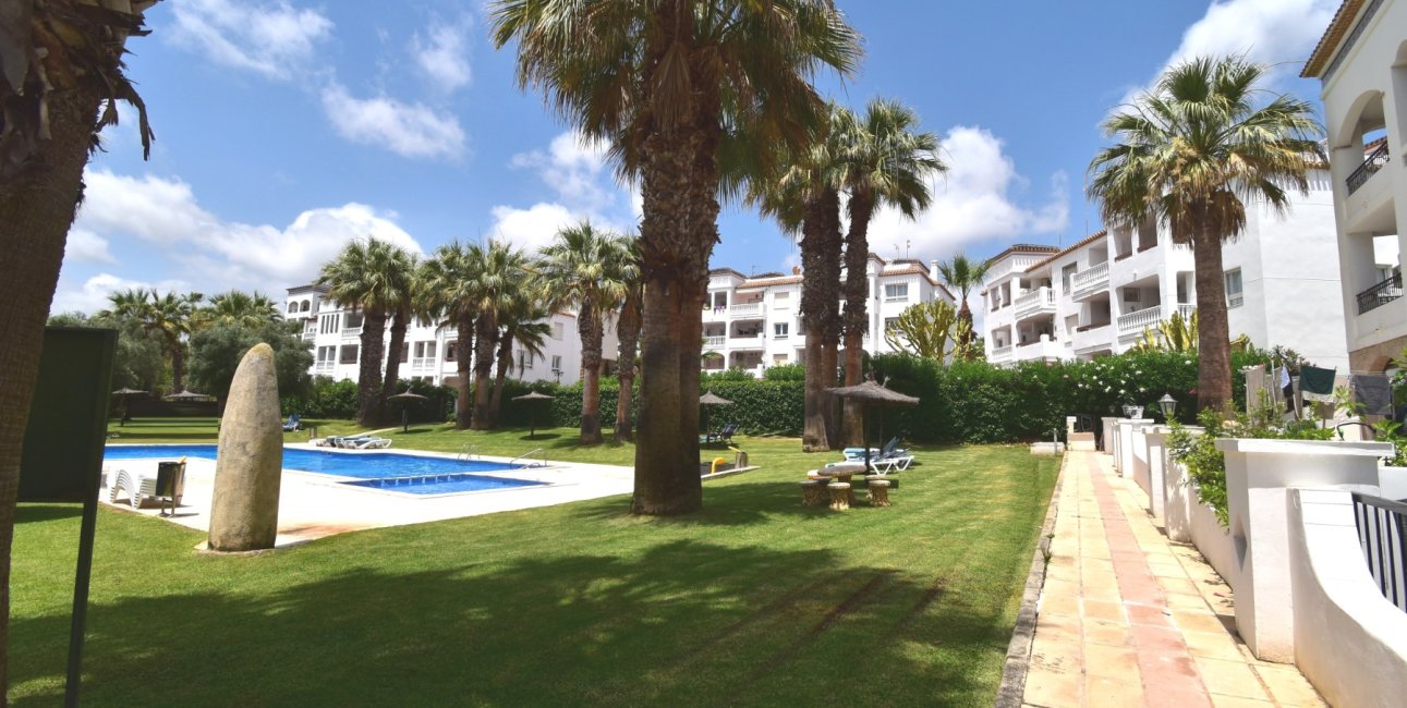 Resale - Apartment / flat -
Orihuela Costa - Villamartin
