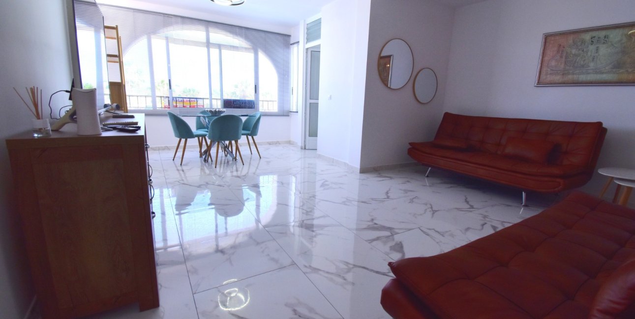 Resale - Apartment / flat -
Orihuela Costa - Villamartin