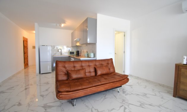 Resale - Apartment / flat -
Orihuela Costa - Villamartin