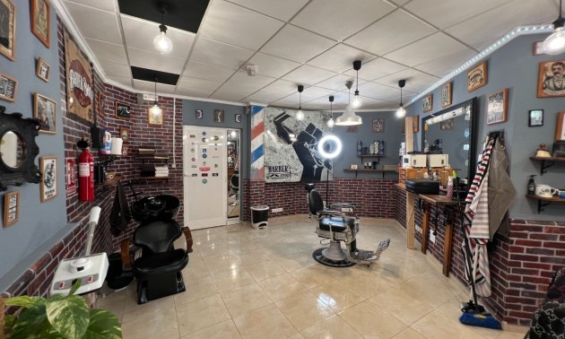 Resale - Commercial -
Guardamar del Segura - Guardamar Del Segura