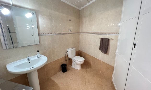 Resale - Commercial -
Guardamar del Segura - Guardamar Del Segura