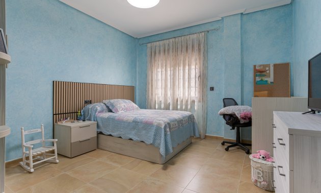 Resale - Villa -
Los Montesinos - La Herrada