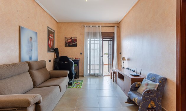 Resale - Villa -
Los Montesinos - La Herrada