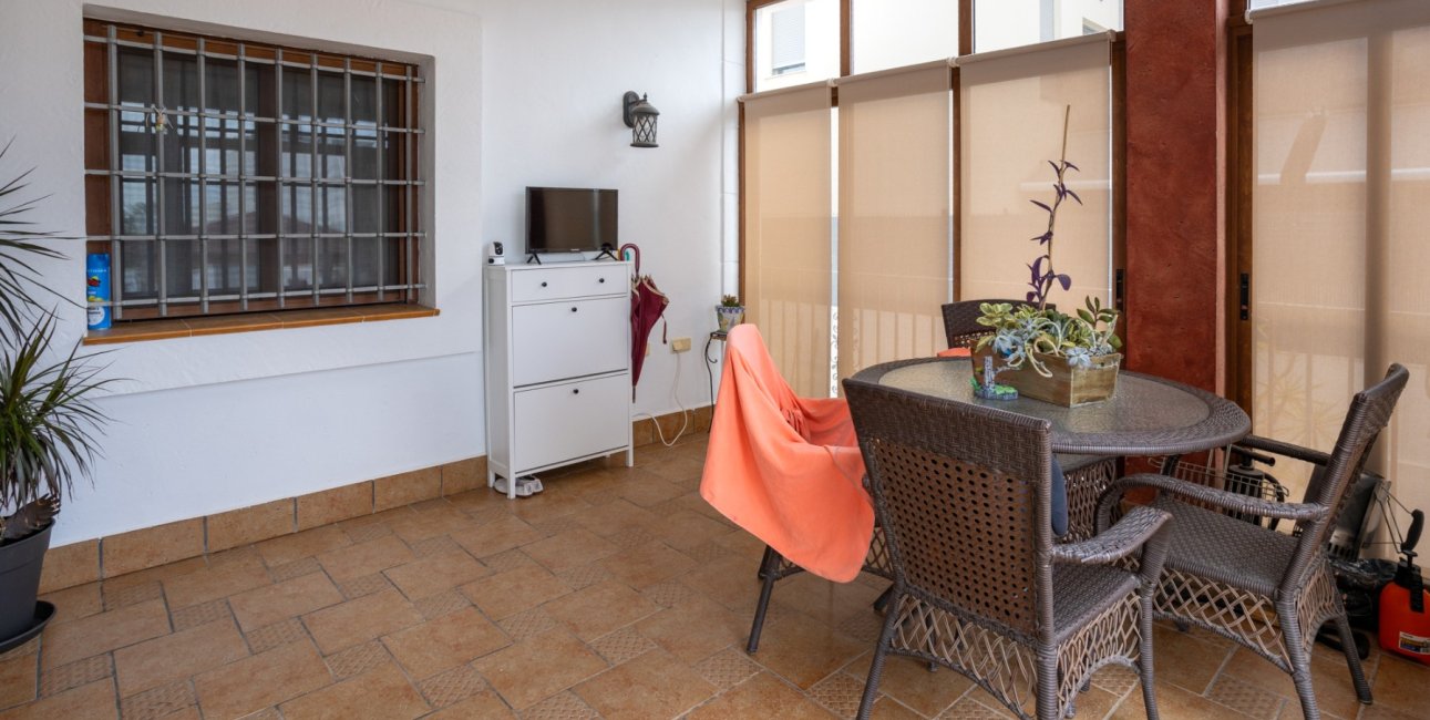 Resale - Villa -
Los Montesinos - La Herrada