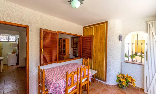 Reventa - Bungalow -
Pilar de la Horadada - Mil Palmeras