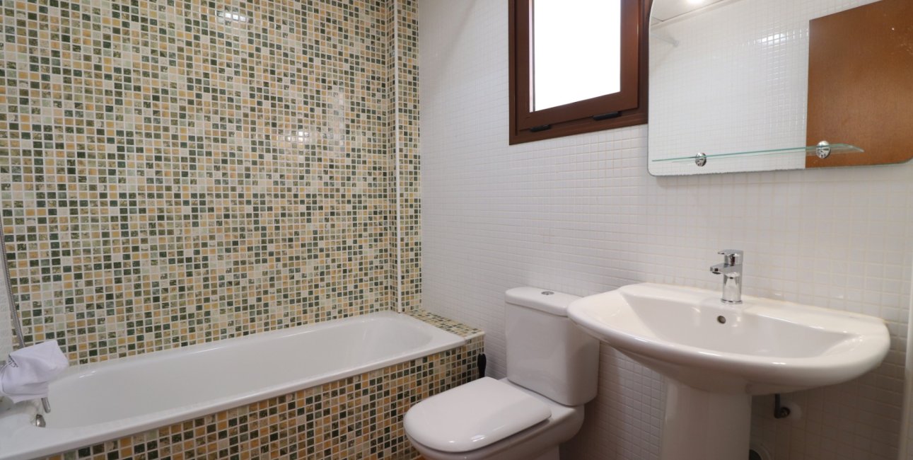 Rynek wtórny - Dom Szeregowy -
Algorfa - La Finca Golf Resort