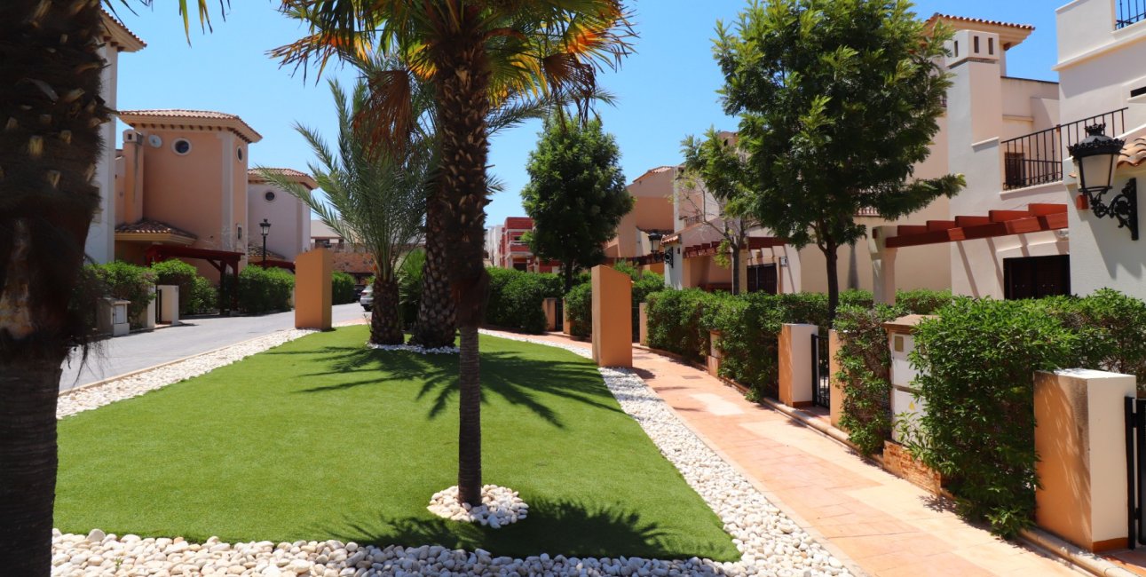 Rynek wtórny - Dom Szeregowy -
Algorfa - La Finca Golf Resort