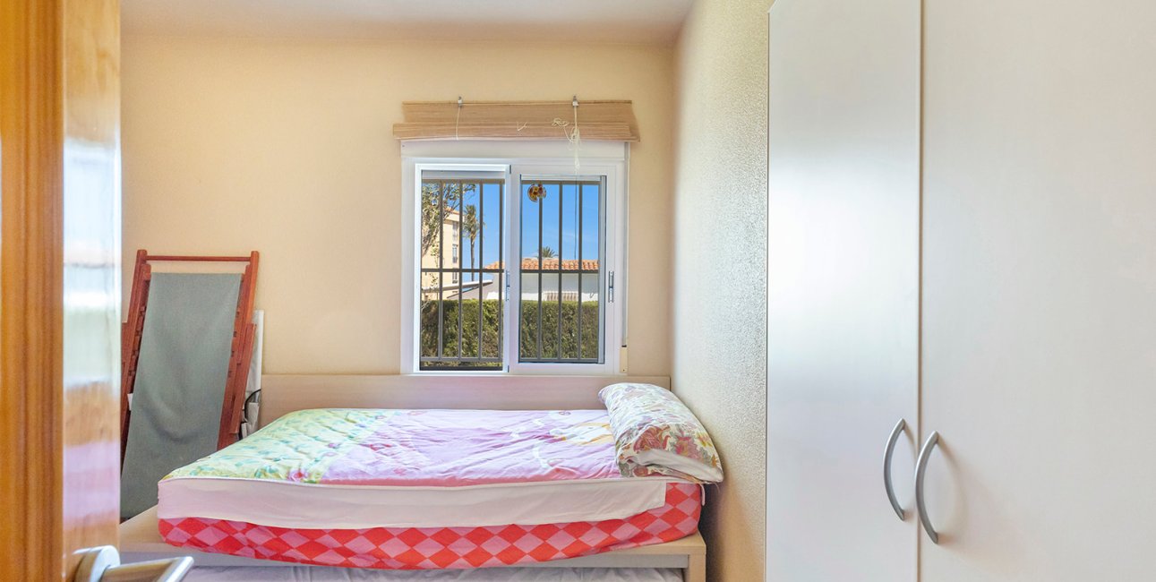 Resale - Villa -
Torrevieja - Punta prima