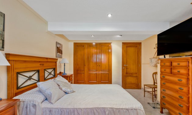 Resale - Villa -
Torrevieja - Punta prima