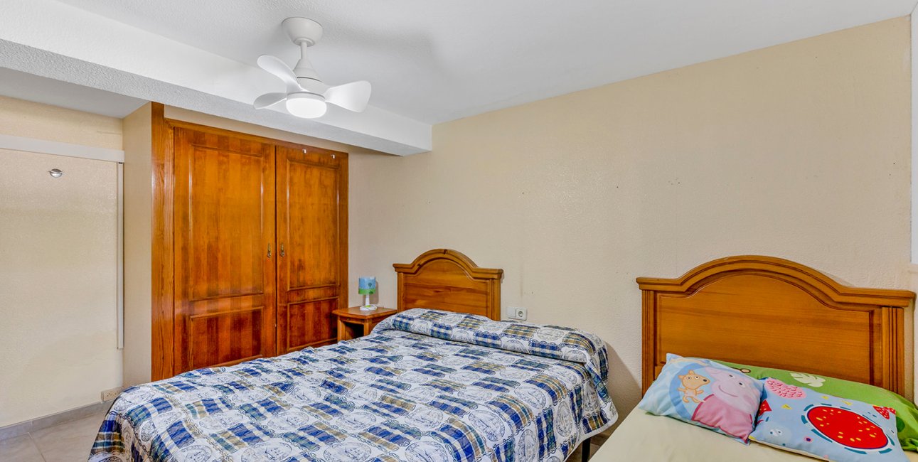 Resale - Villa -
Torrevieja - Punta prima