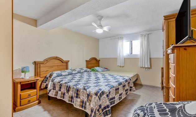 Resale - Villa -
Torrevieja - Punta prima