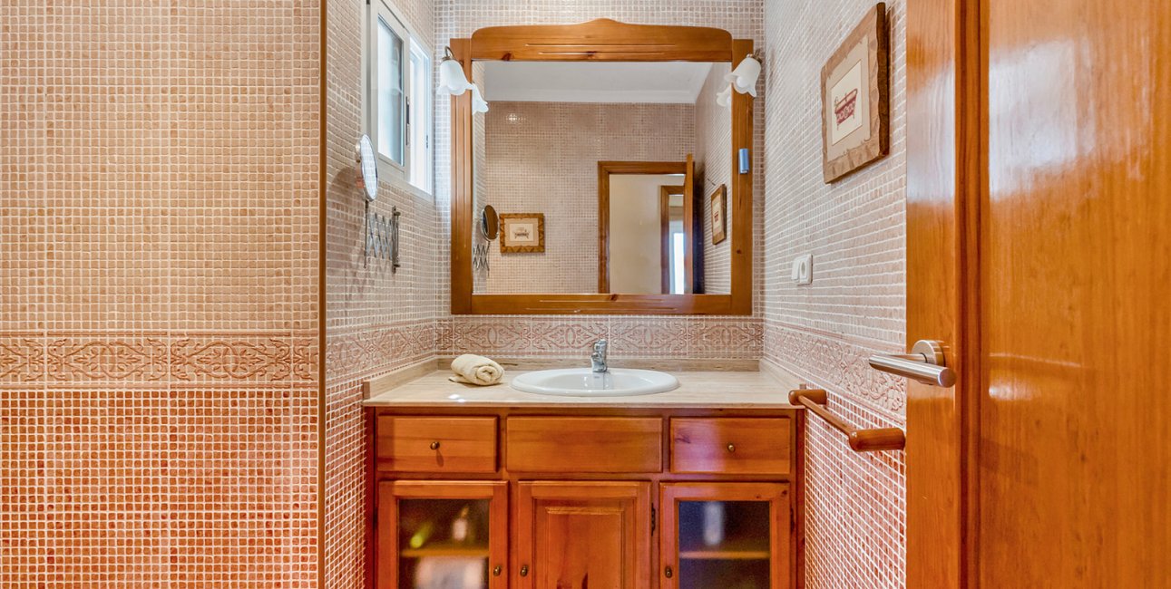 Resale - Villa -
Torrevieja - Punta prima