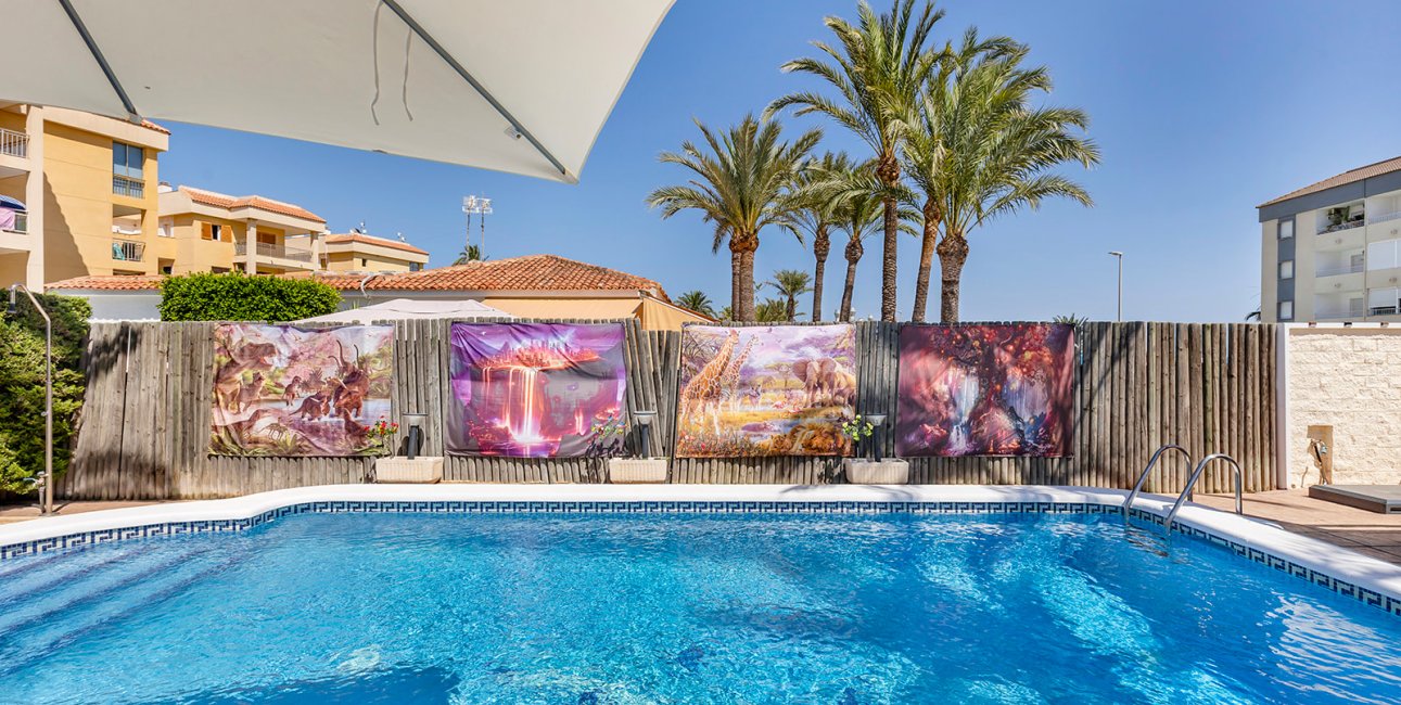 Resale - Villa -
Torrevieja - Punta prima