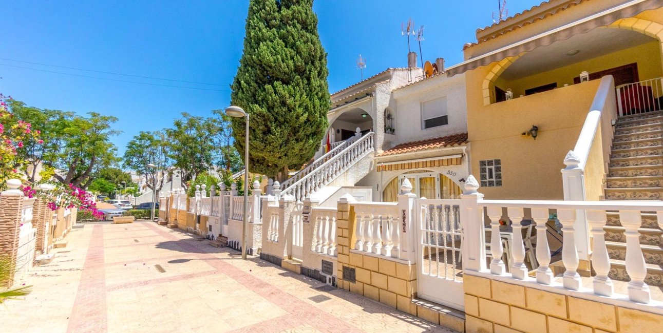 Reventa - Bungalow -
Pilar de la Horadada - Mil Palmeras