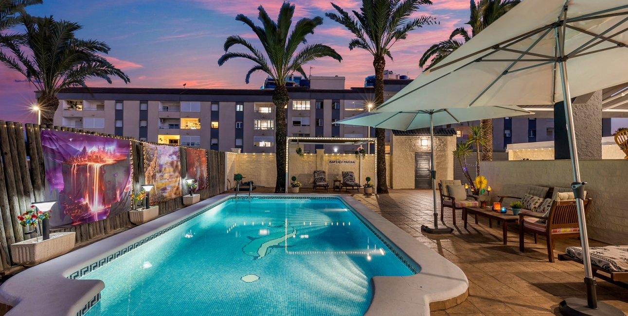 Resale - Villa -
Torrevieja - Punta prima