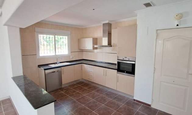 Reventa - Finca -
Catral - Catral - Country