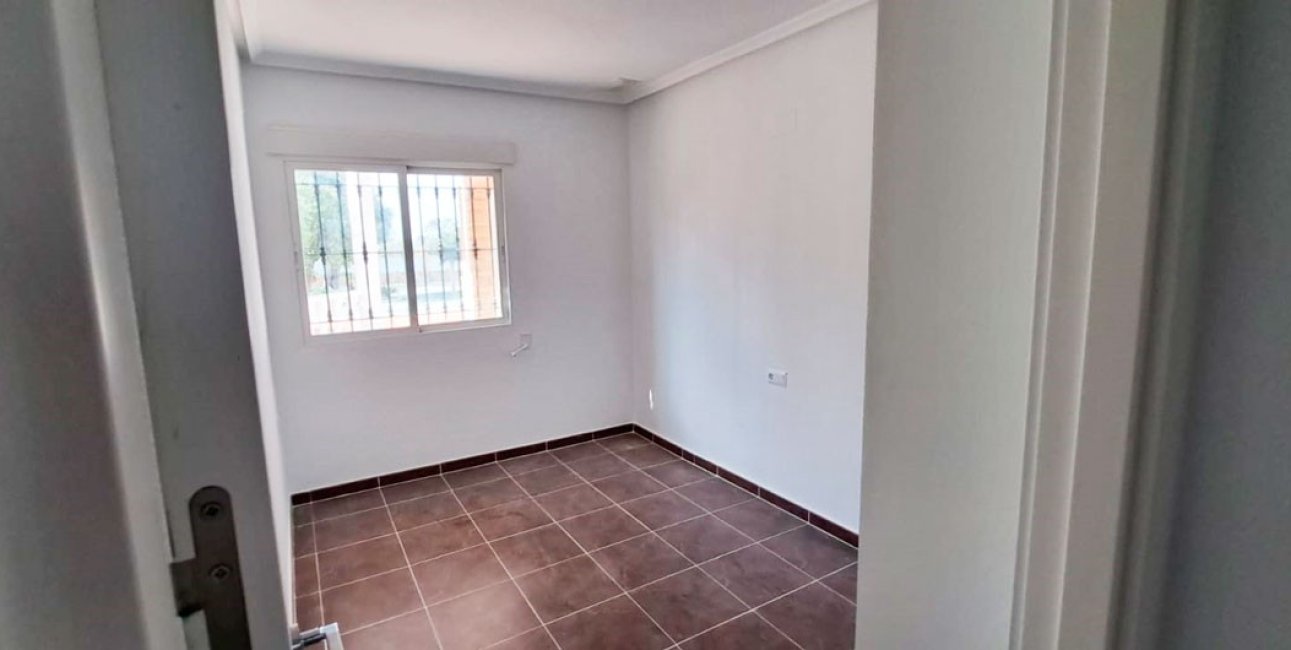 Reventa - Finca -
Catral - Catral - Country