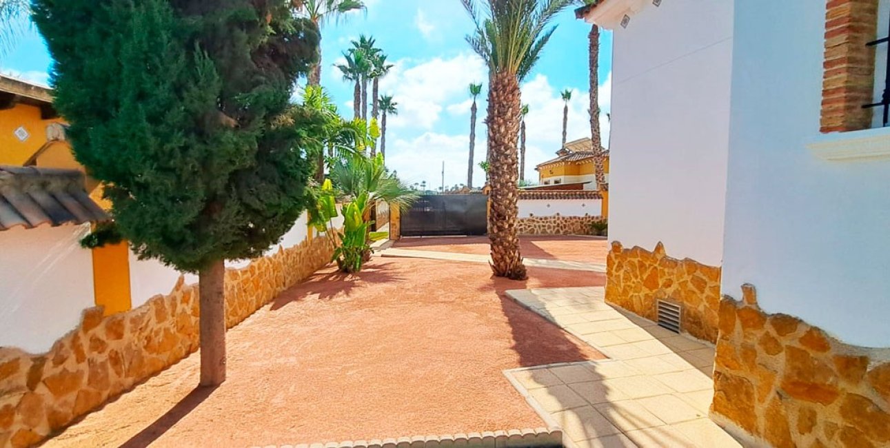 Reventa - Finca -
Catral - Catral - Country