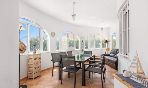 Reventa - Villa -
San Isidro - San Fulgencio