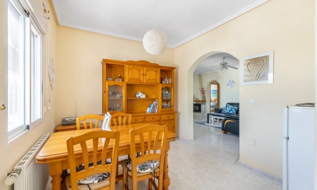 Reventa - Villa -
San Isidro - San Fulgencio